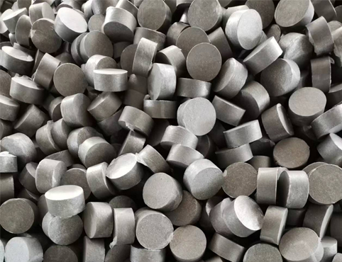 Tabletten met aluminiumlegeringsadditieven